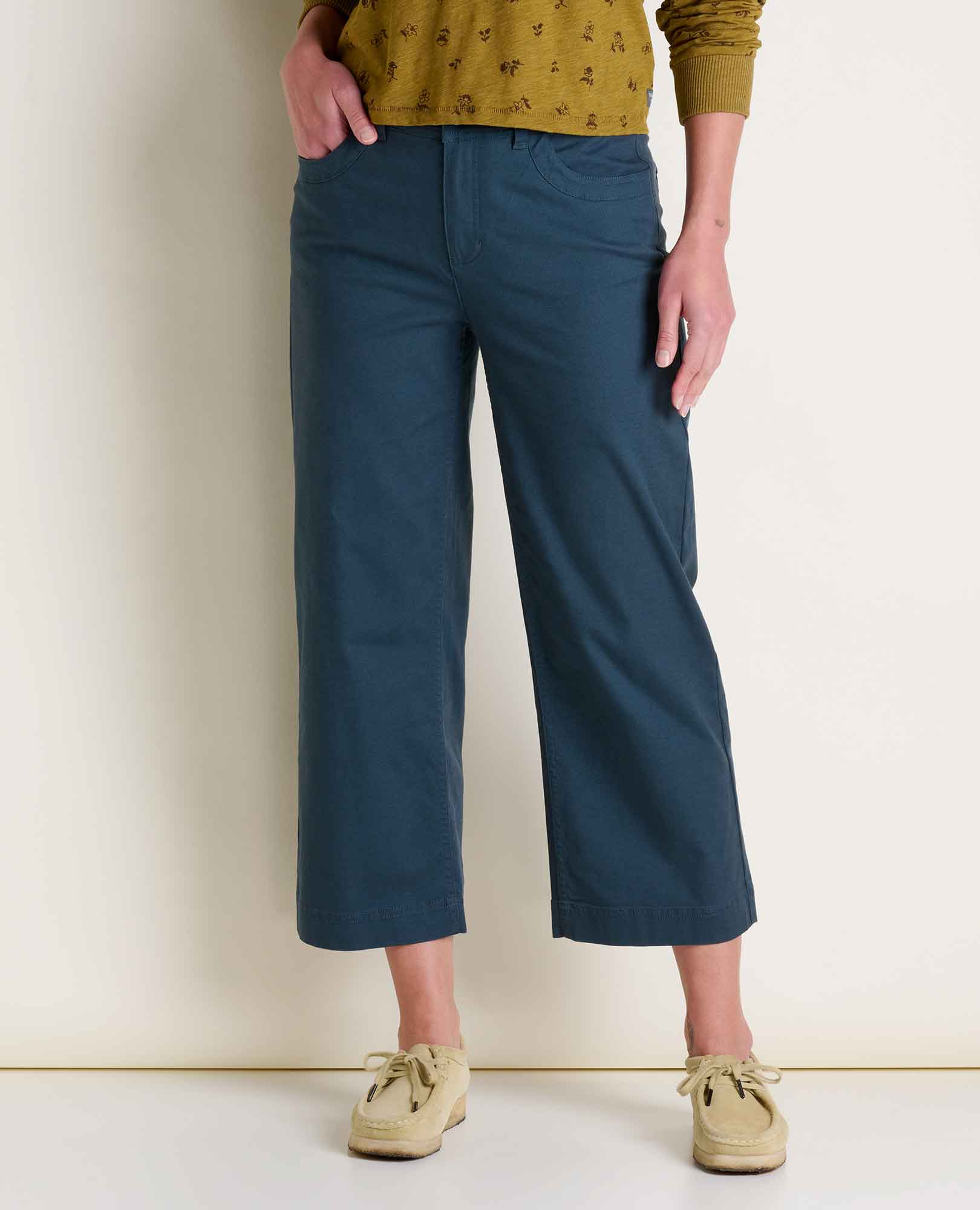 Women’s Pants on Sale